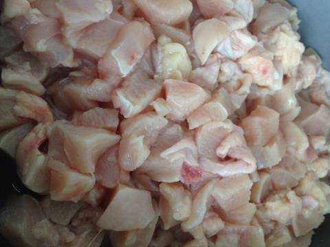 umpan mancing ikan dengan daging ayam